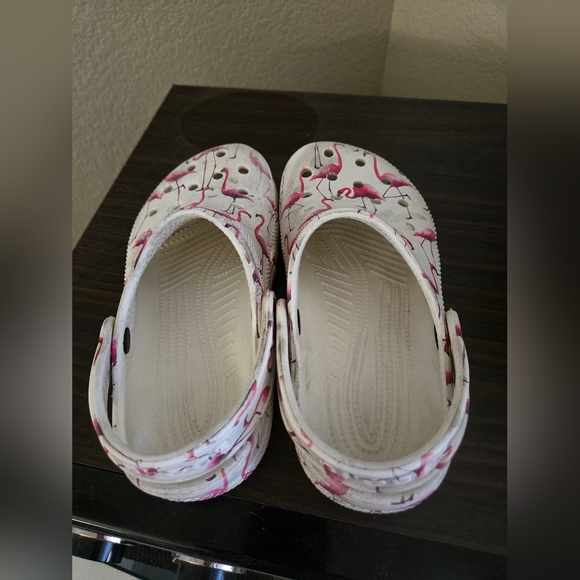 Kids Classic Pool Party Crocs Clog – Flamingo Print – White – Size J1 - Picture 3 of 7